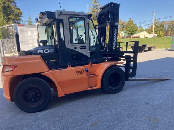 2017 Doosan D80 17000 lb Capacity Diesel Forklift - Image 9