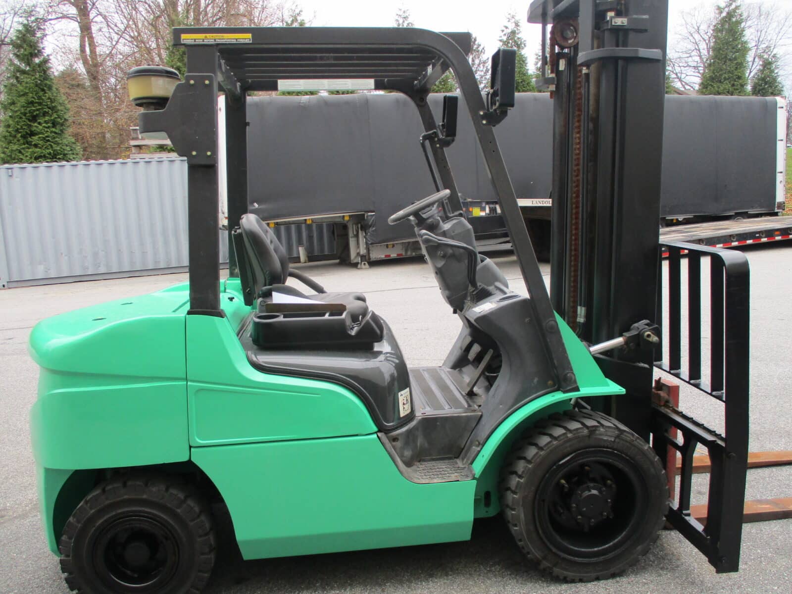 2015 Mitsubishi FD30N 6000 lb Capacity Pneumatic Diesel Forklift