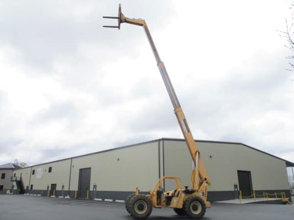 2008 Pettibone 10044 Telehandler - Image 2