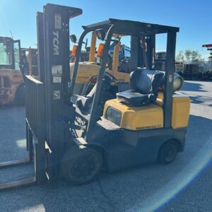 2009 TCM FCG25 5000 LB CUSHION TIRE FORKLIFT