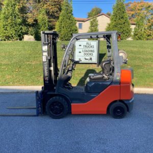 2010 Toyota 8FGCU25 5000 LB cushion tire forklift