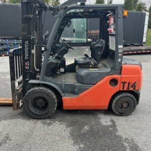 2015 Toyota 8FDU25 5000 lb Diesel Forklift